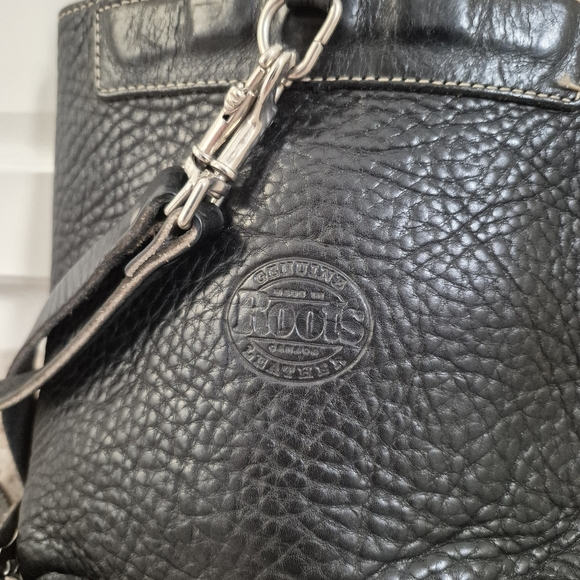 ROOTS Vintage Black MINI Leather Backpack - Picture 4 of 12